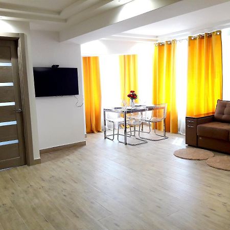 Light Apartment Center City คีชีเนา ภายนอก รูปภาพ