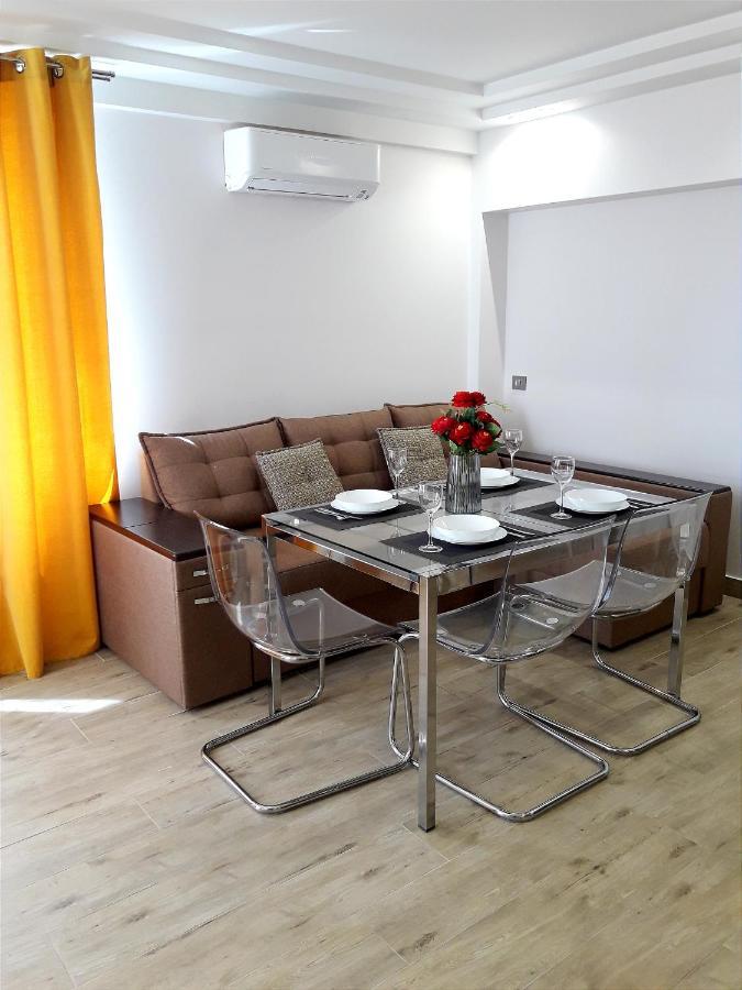 Light Apartment Center City คีชีเนา ภายนอก รูปภาพ