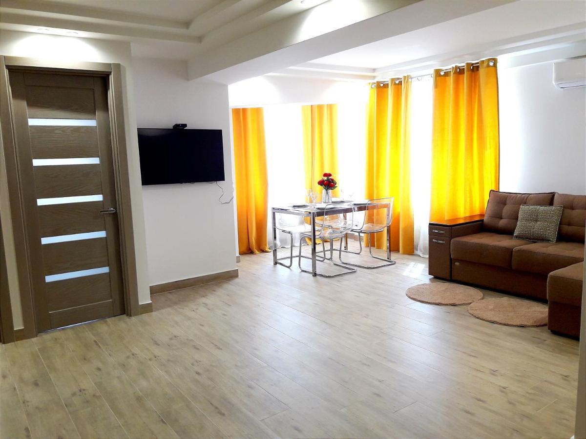 Light Apartment Center City คีชีเนา ภายนอก รูปภาพ